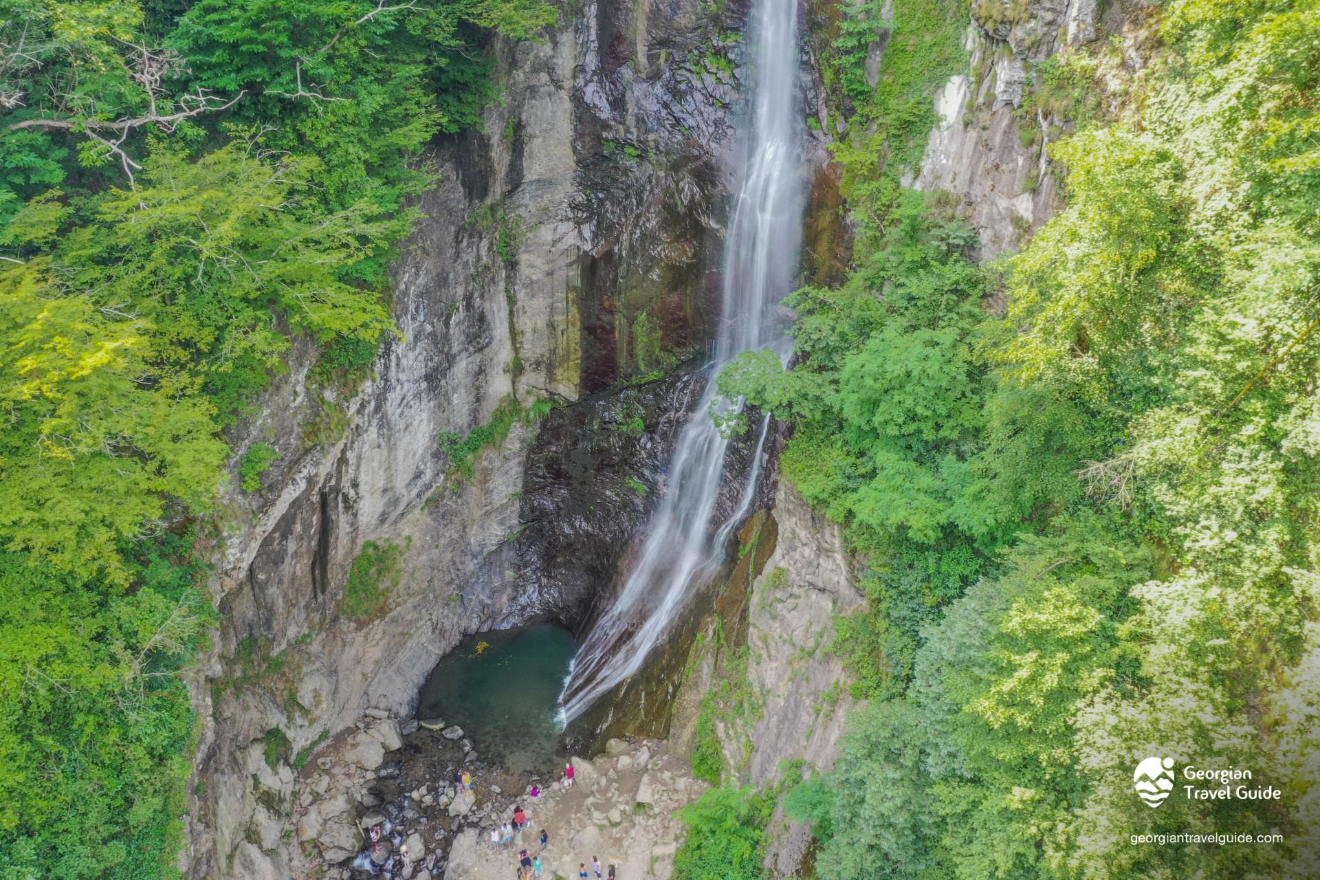 მახუნცეთის ჩანჩქერი (Makhuntseti Waterfall) 1